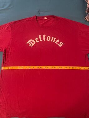 Hot Topic Red Deftones Logo Short Sleeve Tee